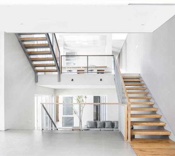 Tangga Rumah Minimalis